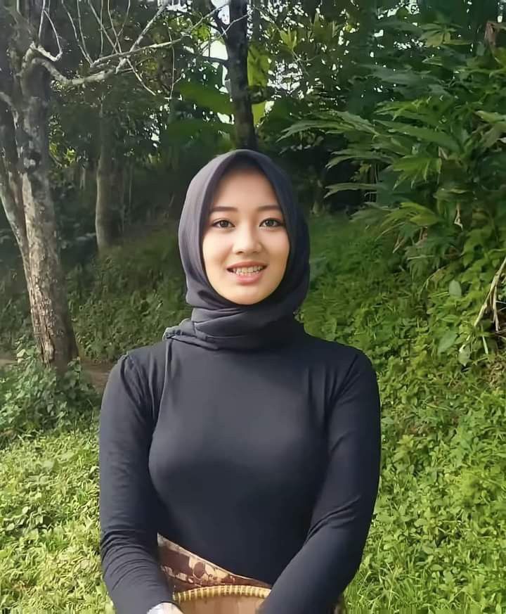 Bocil Jilbab Pamer Mesum Dikamar, Tamparan keras Buat para Jomblo